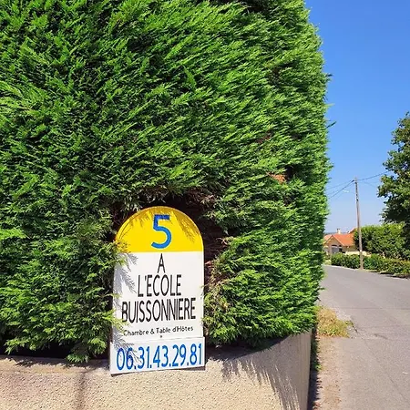 A L'ecole Buissonniere, D'hotes En Sidobre B&B *