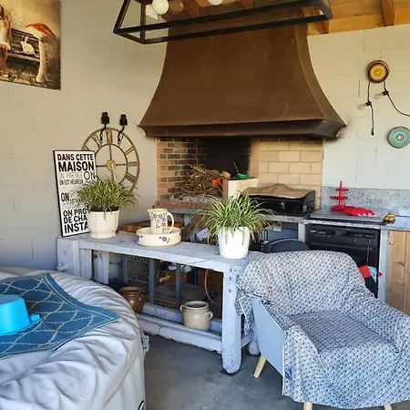 Bed and breakfast D'hotes L'oustal, Terrasse Privee & Petit-dejeuner, Sidobre 3*