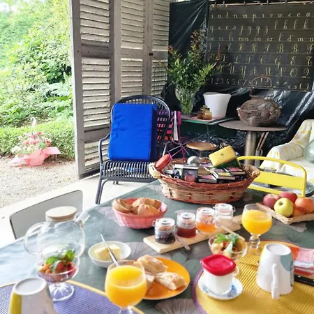 D'hotes L'oustal, Terrasse Privee & Petit-dejeuner, Sidobre Lacrouzette