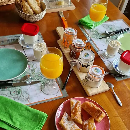 Bed & Breakfast A L'ecole Buissonniere, D'hotes En Sidobre Lacrouzette