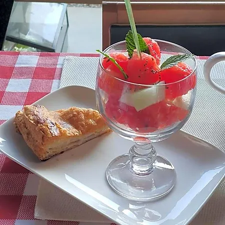 B&B D'hotes L'oustal, Terrasse Privee & Petit-dejeuner, Sidobre