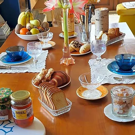 D'hotes L'oustal, Terrasse Privee & Petit-dejeuner, Sidobre B&B Lacrouzette