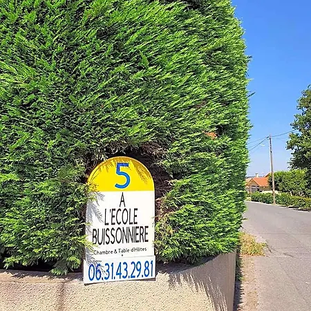 B&B D'hotes L'oustal, Terrasse Privee & Petit-dejeuner, Sidobre Lacrouzette