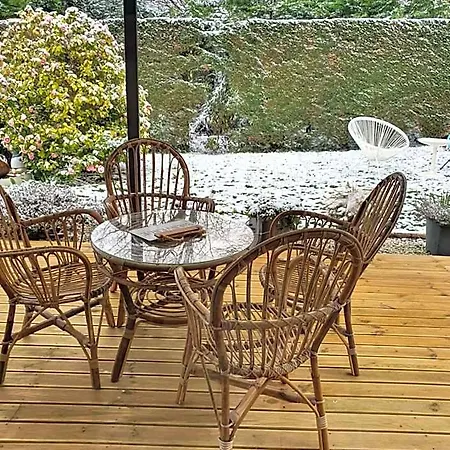 D'hotes L'oustal, Terrasse Privee & Petit-dejeuner, Sidobre B&B